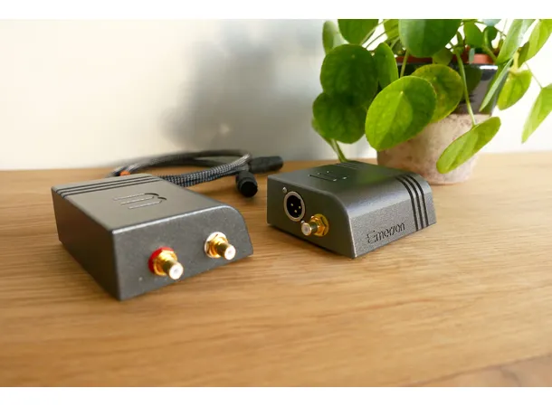 Wattson Audio Emerson Digital Streamingbridge. AES/EBU og RCA-coax ut 