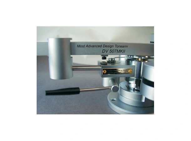 Dynavector DV 507 MKll Tonearm 